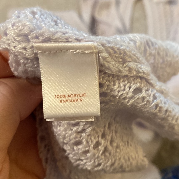 LC Lauren Conrad cold shoulder sweater - Picture 9 of 10